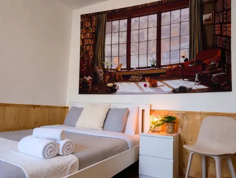 Chambre et lit préparé pour le séjour